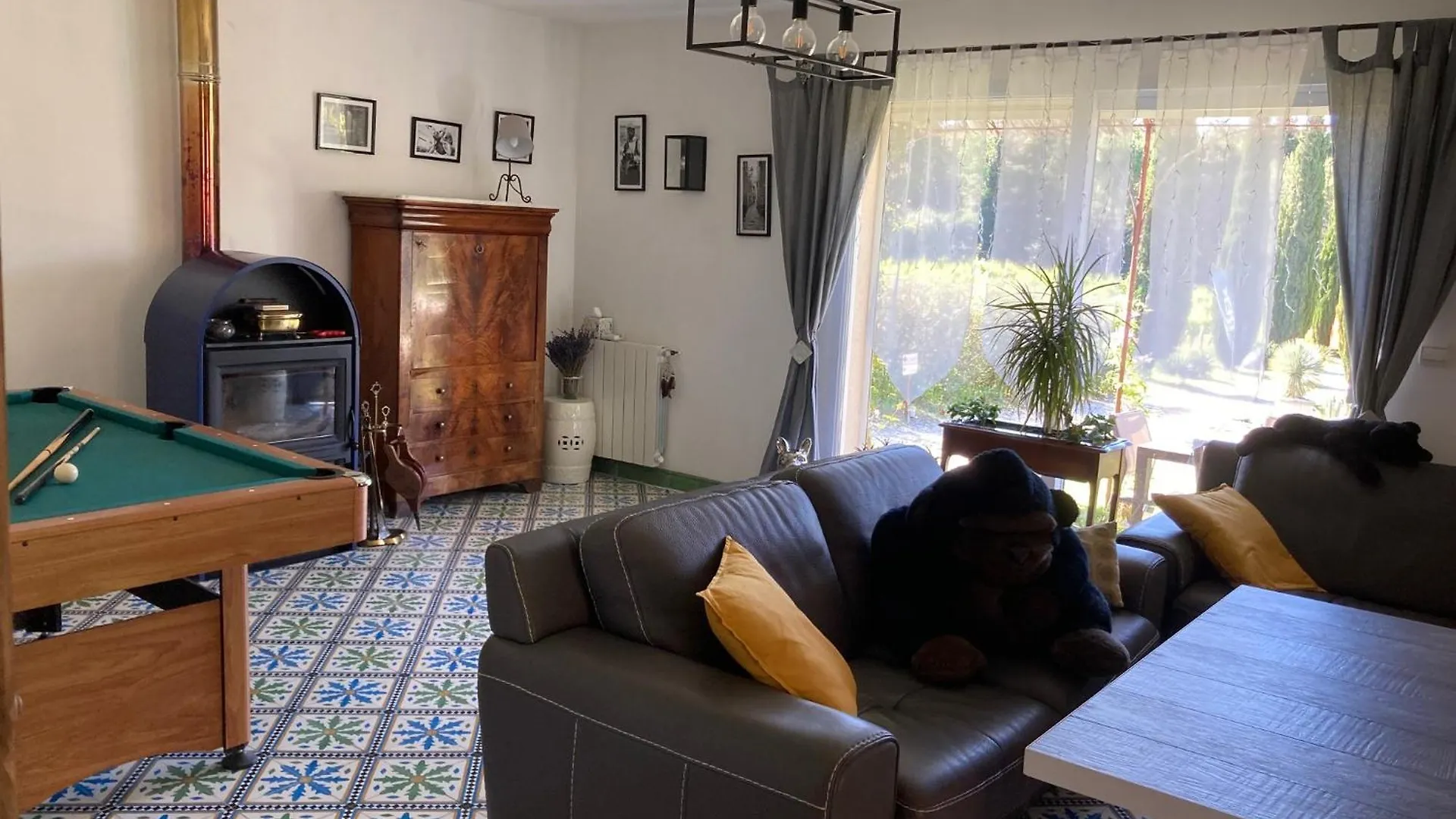 Guest house Domaine Des Lavarines Morieres-les-Avignon France