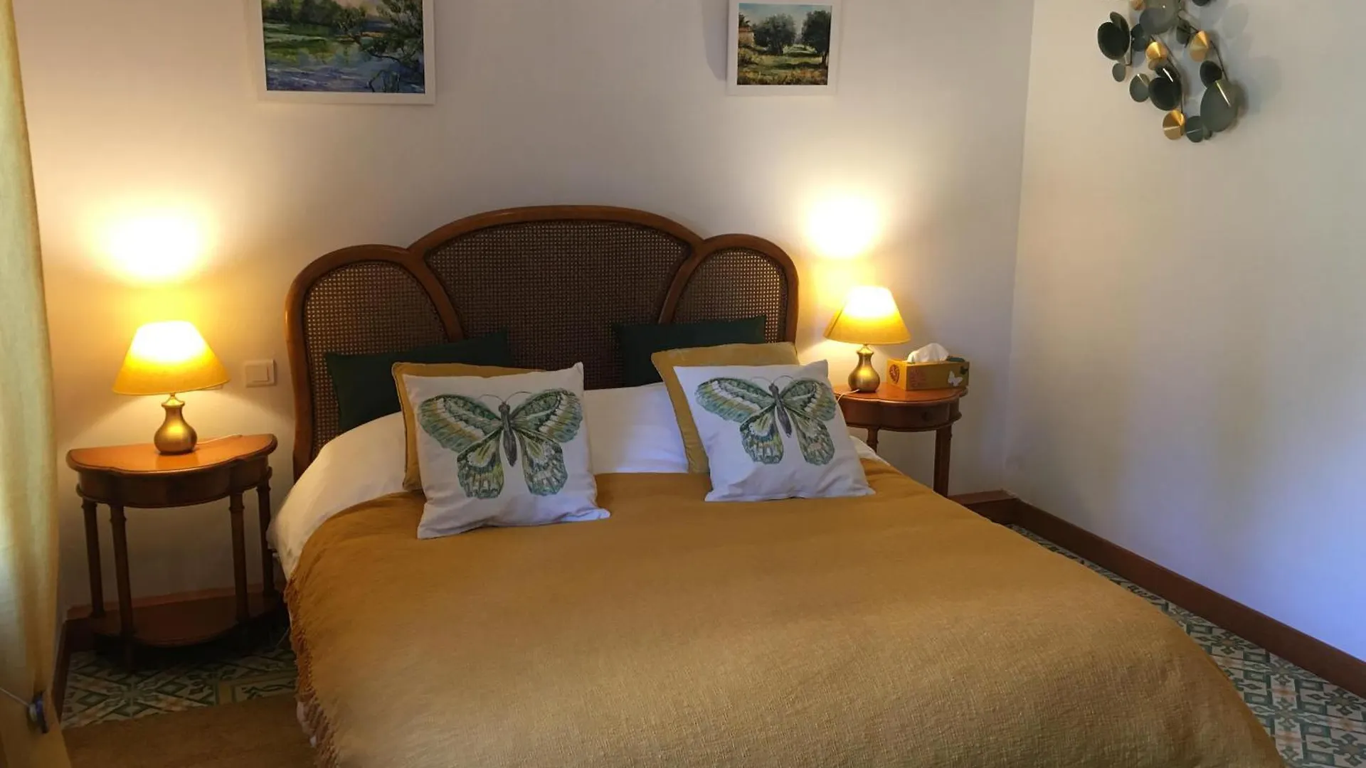Guest house Domaine Des Lavarines Morieres-les-Avignon